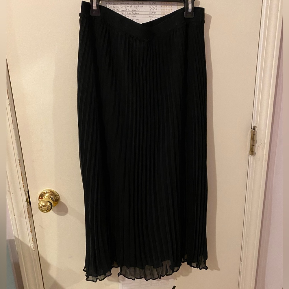 Halogen pleated maxi skirt black lined
